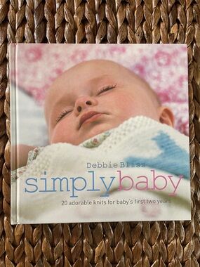 Debbie Bliss "simply baby" Knitting book ~ 1st Edition